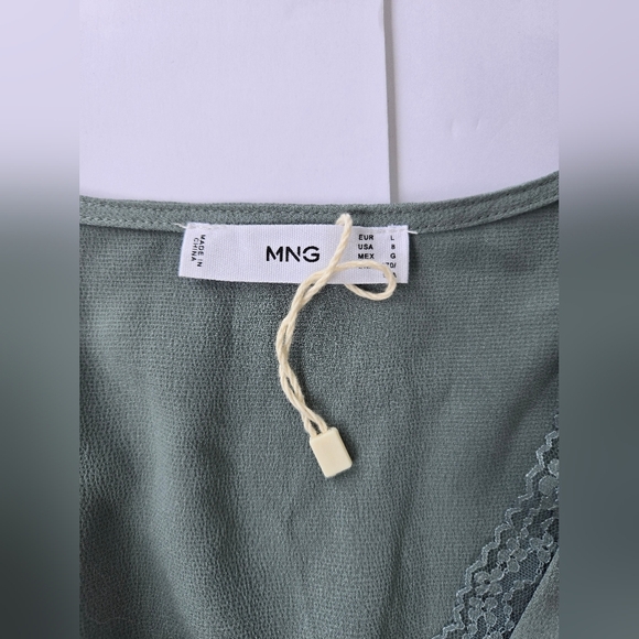 NWOT Mango Green Ruched Blouse with Long Sleeves -Size L - Picture 3 of 7